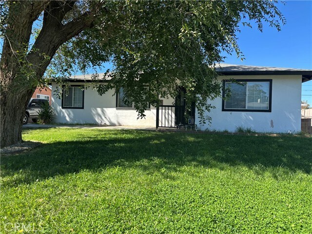 Foto principal - 38515 Landon Ave