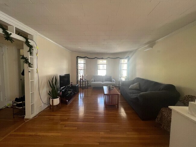 Foto del edificio - 33 Winslow Ave