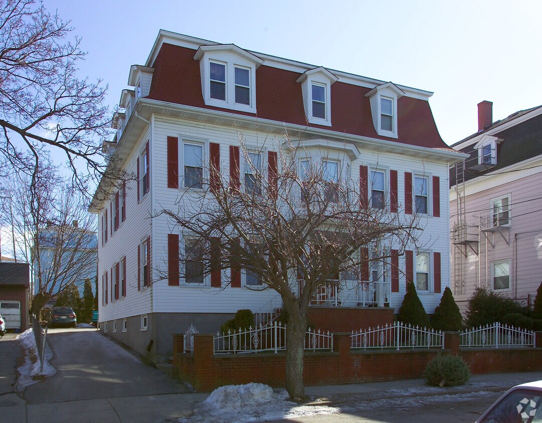 Foto del edificio - 246 Ridge St