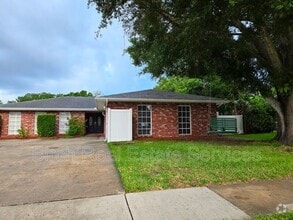 Building Photo - 515 Hollow Ridge Rd