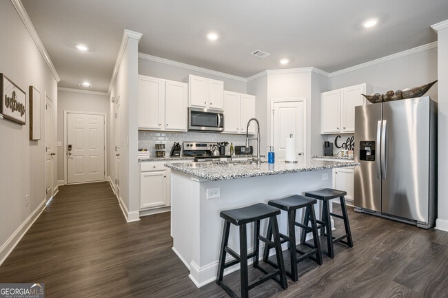 Building Photo - 2059 Pinnacle Walk