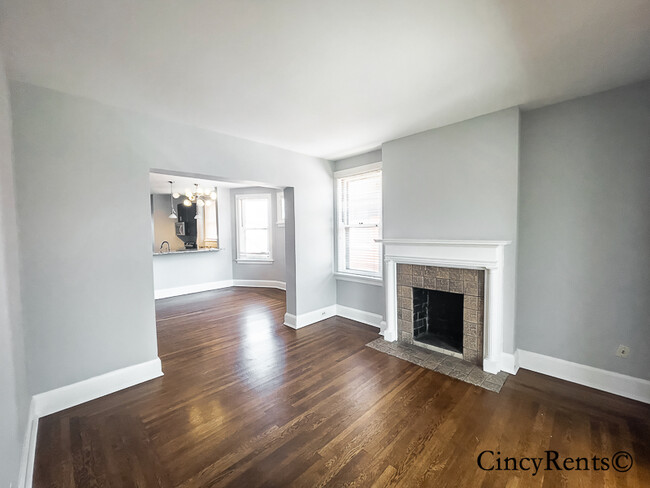 Foto del edificio - 2642 Madison Rd