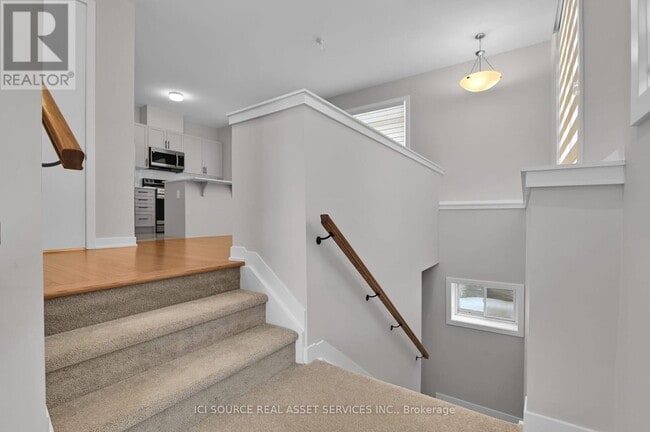 Building Photo - 334 Falsetto St