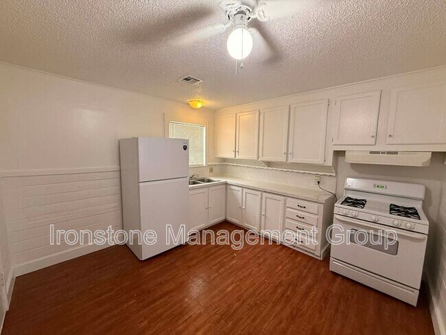 Foto del edificio - 3503 W 43rd St