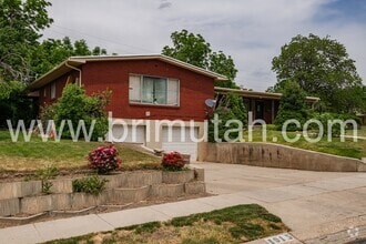 Building Photo - 1915-1925 E Severn Dr
