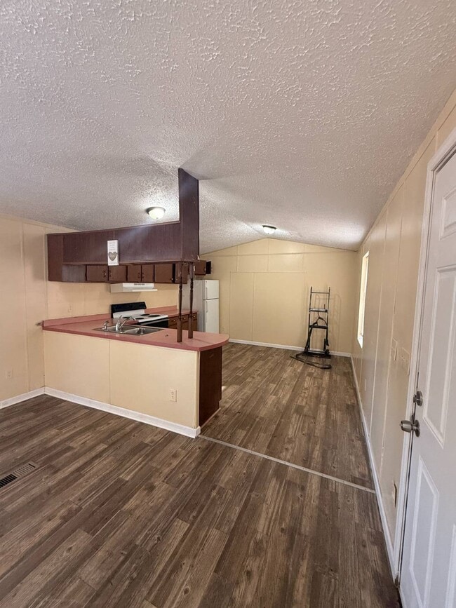 Foto del edificio - 47 Kimberly Ln