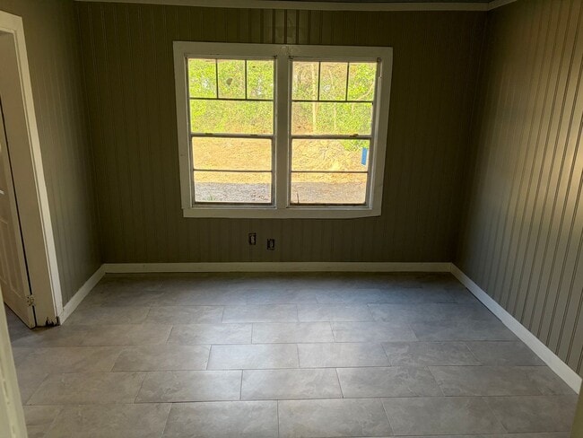 Building Photo - Caddo Heights Home