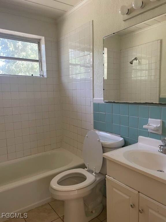 Building Photo - 3117 St Charles St