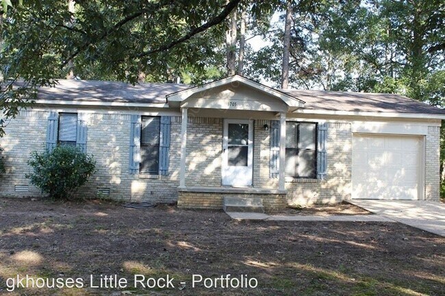 Foto del edificio - 3 br, 1.5 bath House - 1705 Jr Deputy Rd