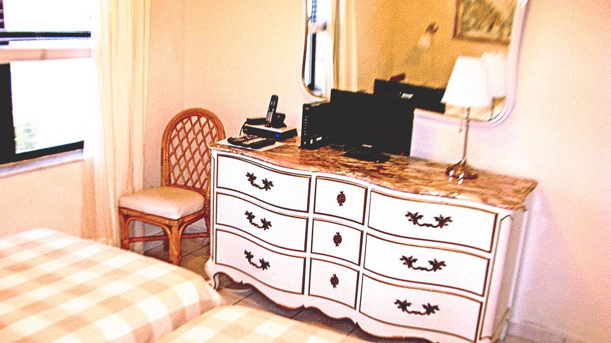 Foto del edificio - 560 SW 89th Ave