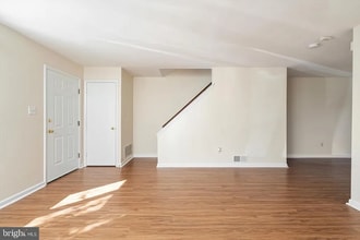 Building Photo - 182 Jonathon Dayton Ct