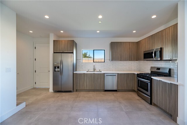 Foto del edificio - 1807 S Longwood Ave