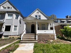 Building Photo - 12015 S Stewart Ave