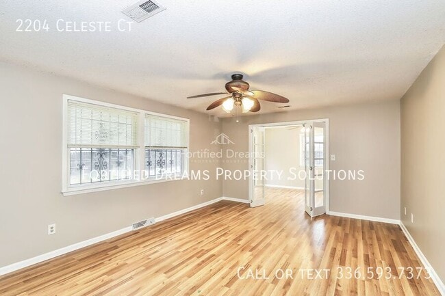 Building Photo - 2204 Celeste Ct