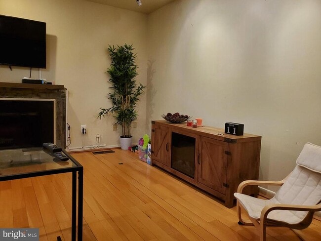 Building Photo - 7835 Muirfield Ct