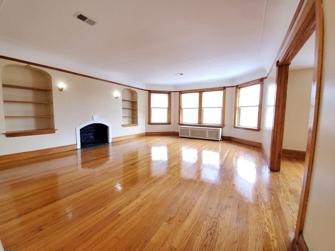 Foto principal - 6322 N Mozart St