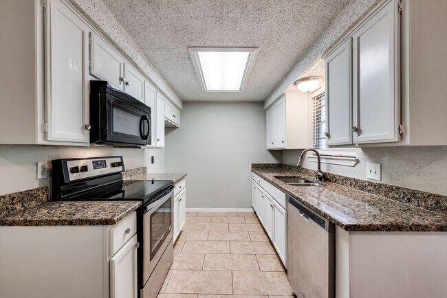 Foto del edificio - *COMING SOON*  3/2, WATAUGA!