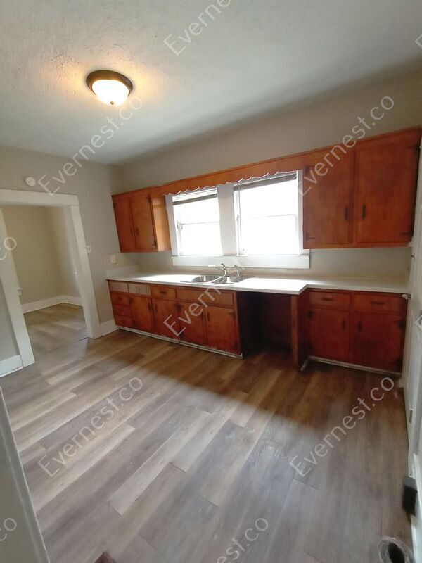 Building Photo - 929 41st Street Ensley