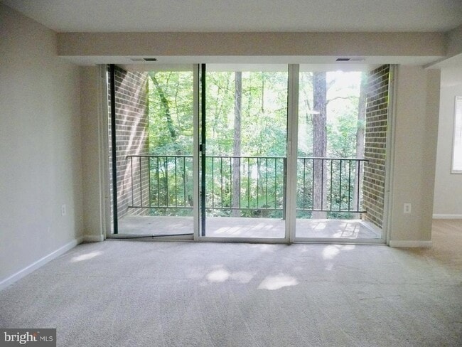 Building Photo - 1520 Northgate Square