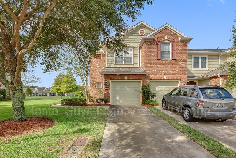 Foto principal - 6986 Roundleaf Dr