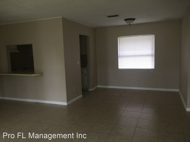 Foto del edificio - 3 br, 1 bath House - 1007 Saxon Blvd