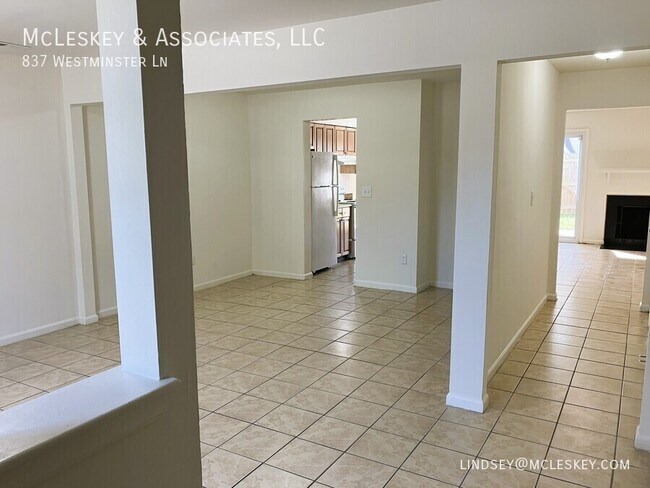 Foto del edificio - 837 Westminster Ln