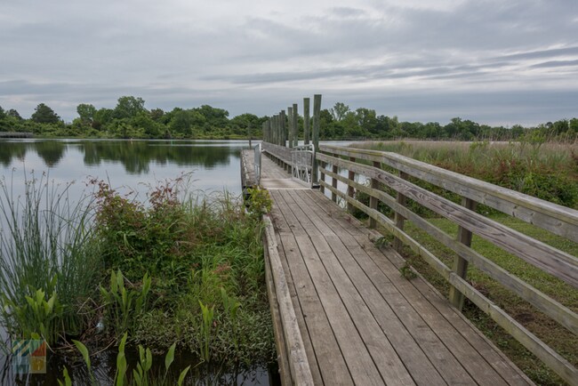 Foto del edificio - 1007 Jamaicanwood Ln