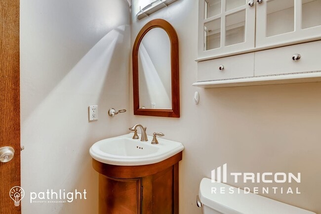 Building Photo - 8675 Westwind Cir