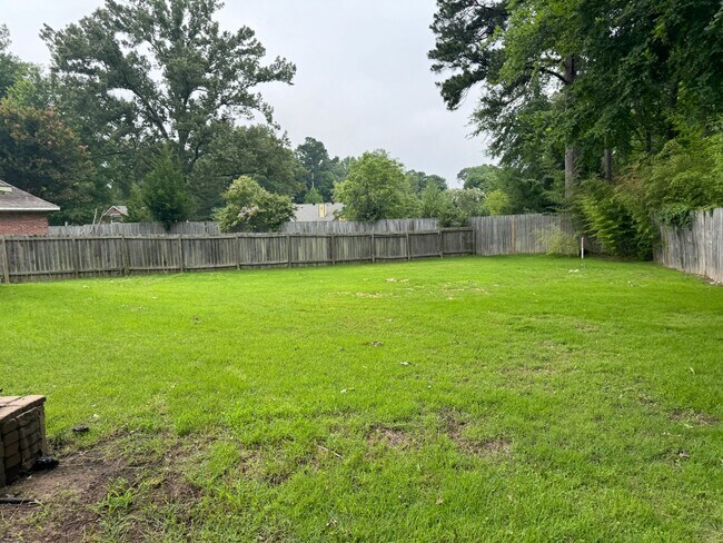 Building Photo - 472 Grand Oaks Dr