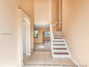 Building Photo - 4 br, 2.5 bath  - Doral Isles North