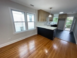 Foto del edificio - 7212 S Euclid Ave