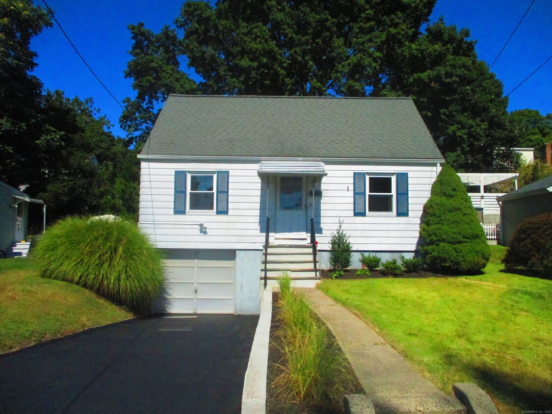 Primary Photo - 89 Ward St