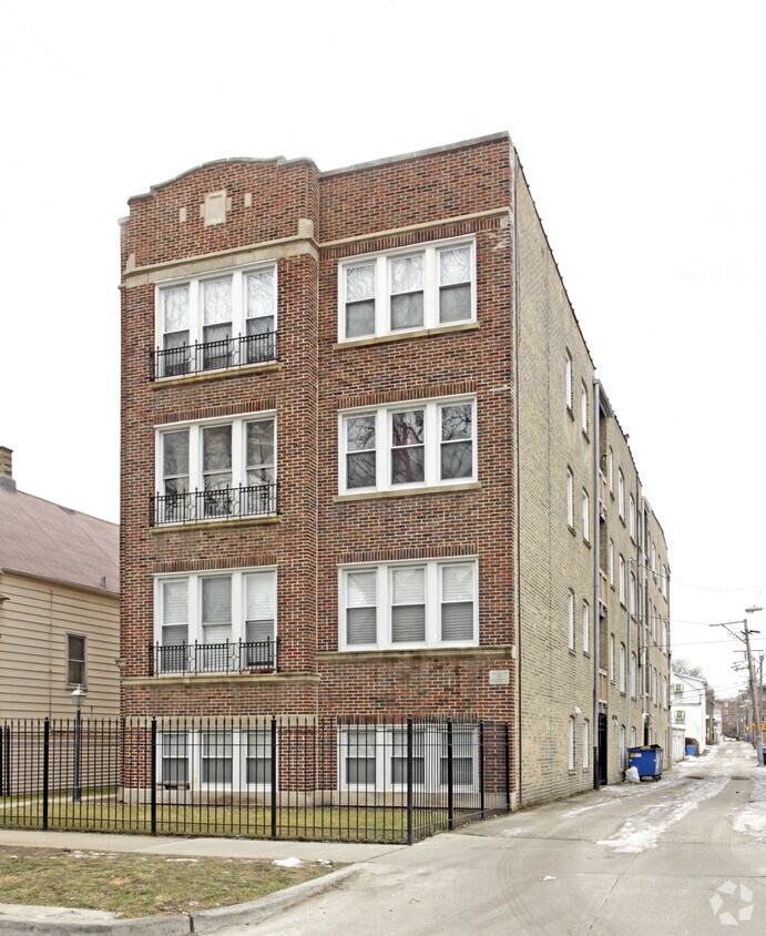 Primary Photo - 6128--6132 N Paulina St