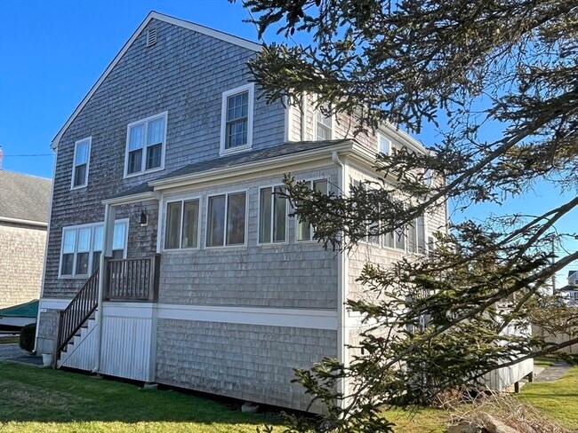 Building Photo - 3 Sagamore Rd