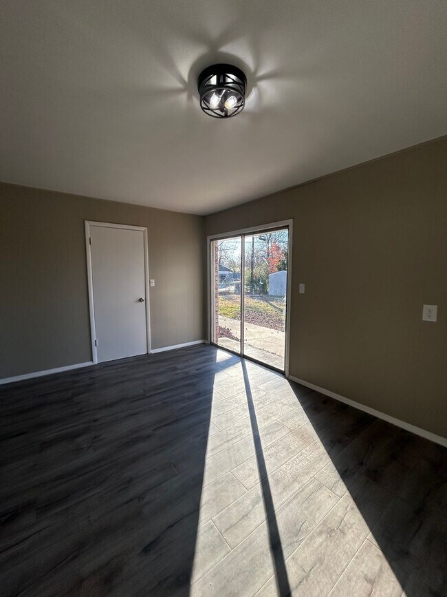 Foto del edificio - 3-Bedroom, 2-Bath Home in Prime Location!