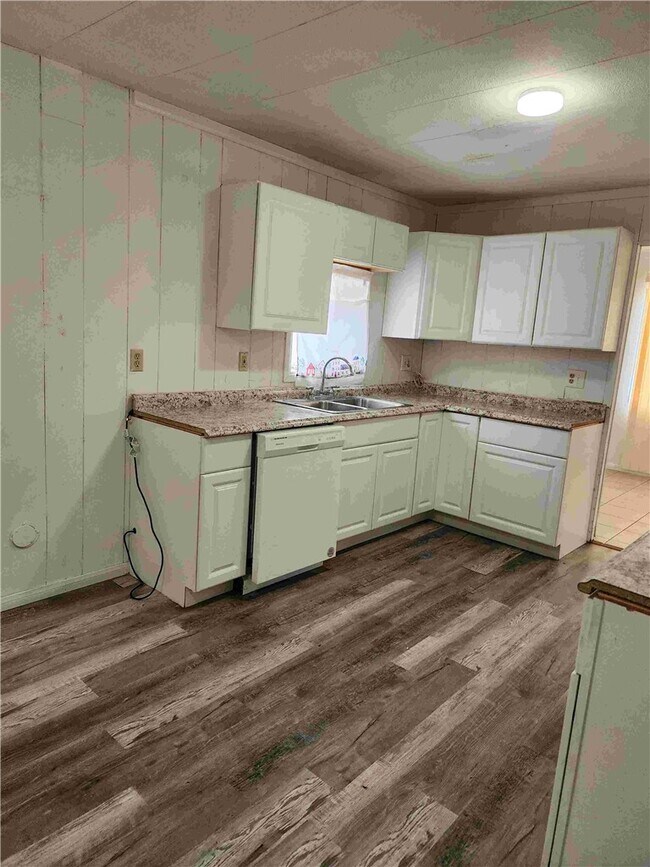 Foto del edificio - 633 N Gilbert St