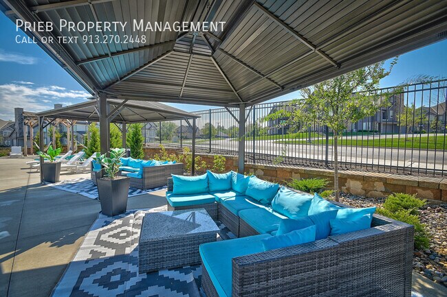 Foto del edificio - 22108 W 123rd Ln