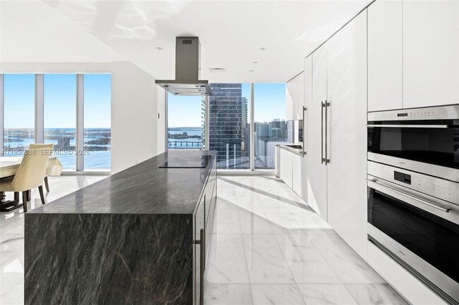 Foto del edificio - 700 NE 26th Terrace