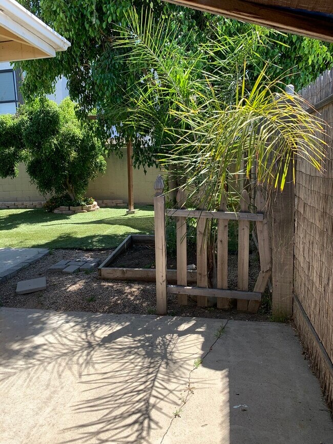 Building Photo - 1554 Orchard Dr. Newport Beach CA, 92660