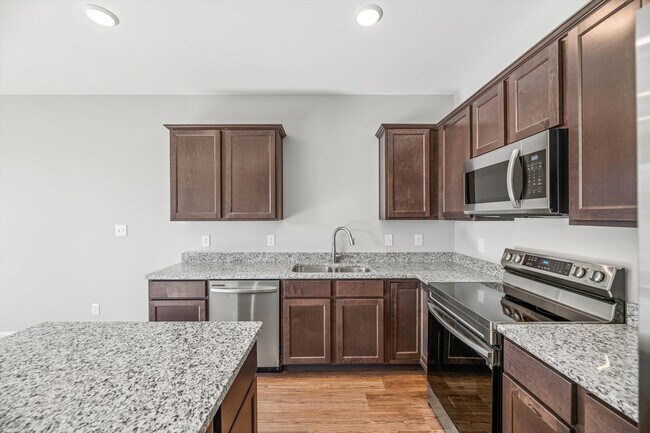 Foto del edificio - 362 Judson Wy