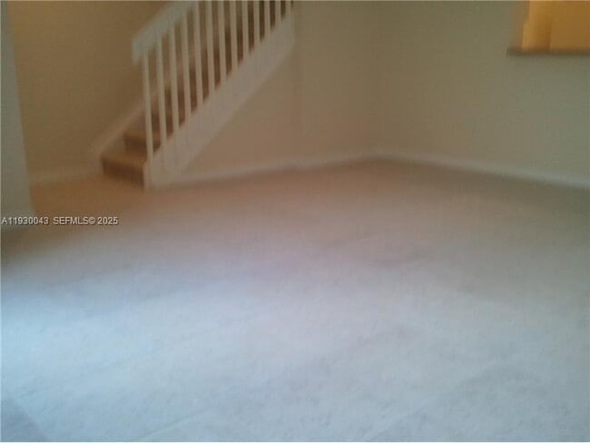 Foto del edificio - 2271 NE 42nd Cir