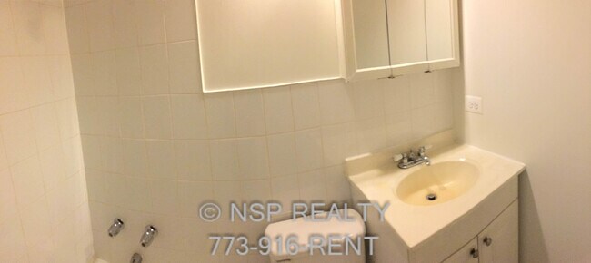 Foto del edificio - 6830 N Sheridan Rd