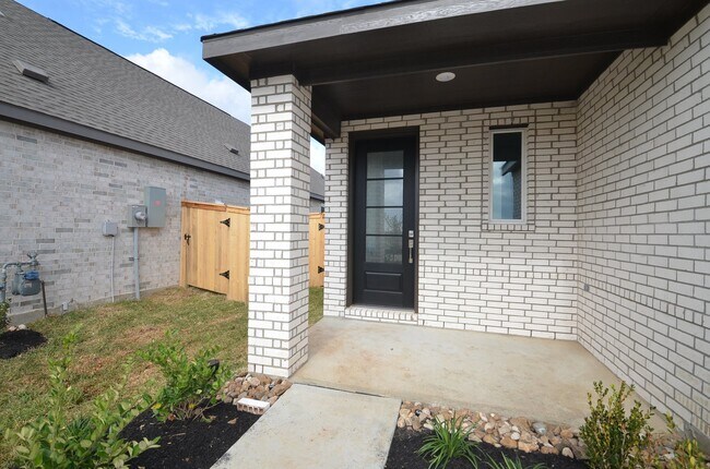 Building Photo - 29034 Bison Hvn Dr