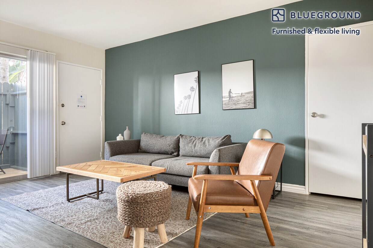 Foto principal - 3537 Clarington Ave