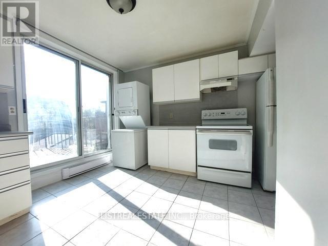 Photo du bâtiment - 2143 Gerrard St E