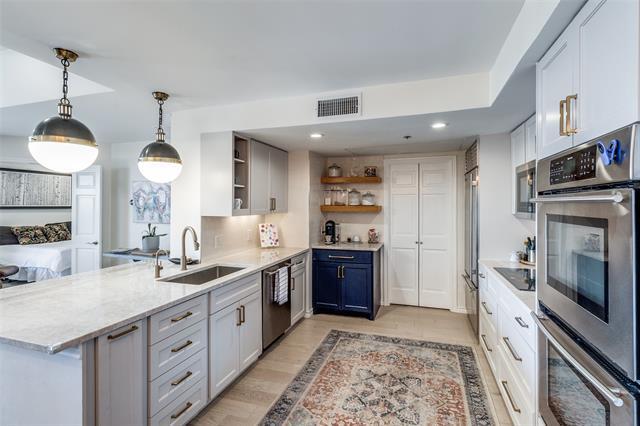 Foto del edificio - 5909 Luther Ln