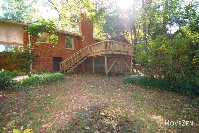 Foto del edificio - 318 S Harrison Ave Cary NC 27511 Large Lot...