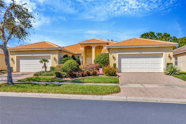 Photo - 16232 Amethyst Key Drive House