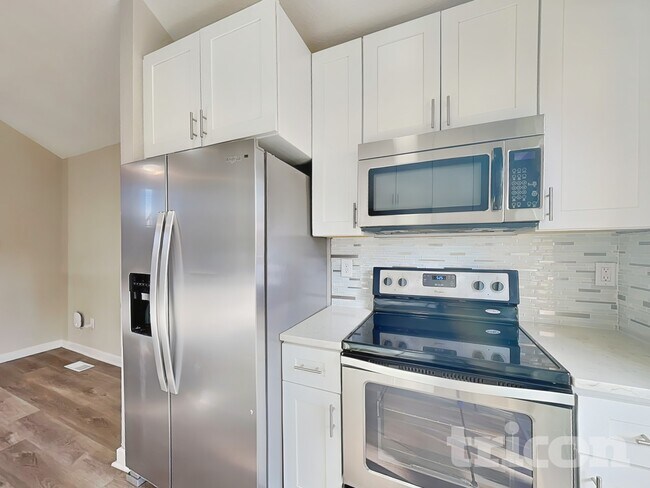 Foto del edificio - 9227 S Butterwood Ct