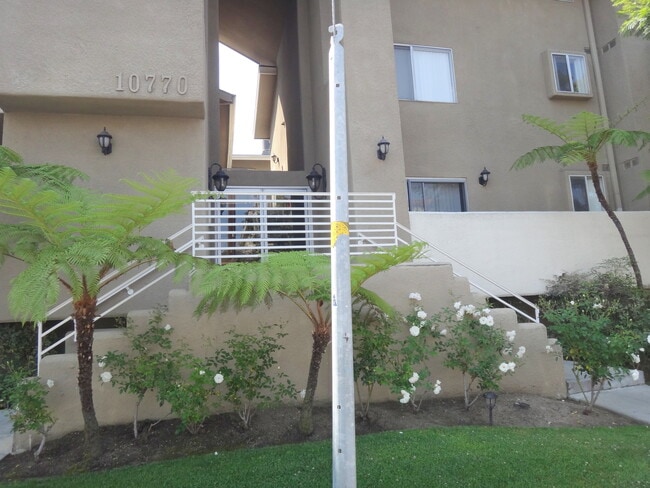 10770 Palms - 10770 Palms Blvd